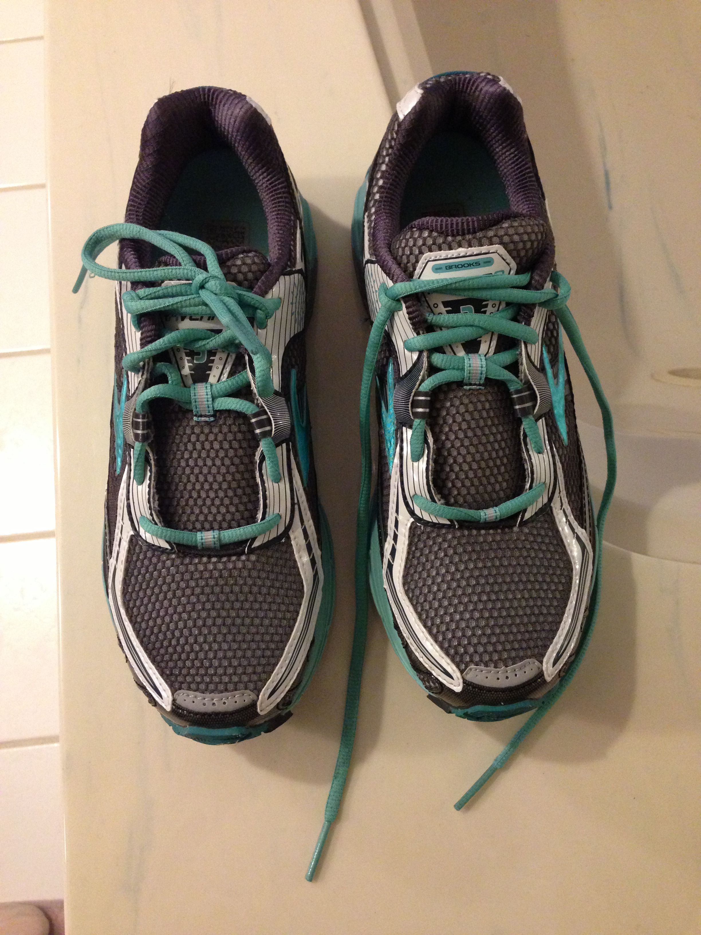 How To Lace Your Running Shoes | Tasteful Space