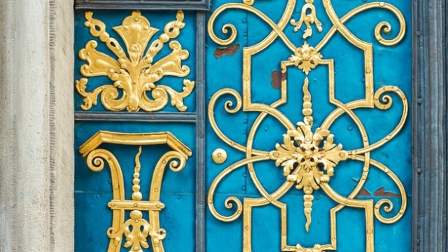 Few important tips to help you buy decorative security door for home