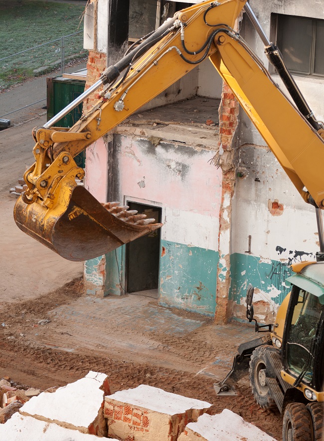 demolition contractors crane lifting