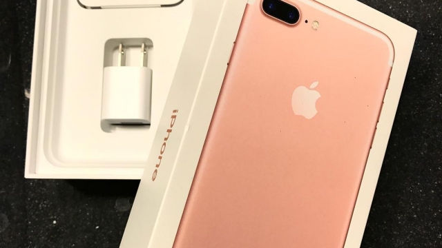 iPhone 7 plus, 128GB, Rose Gold ? #obsessed