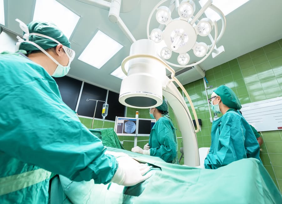 PET Scan healthy operating room doctors
