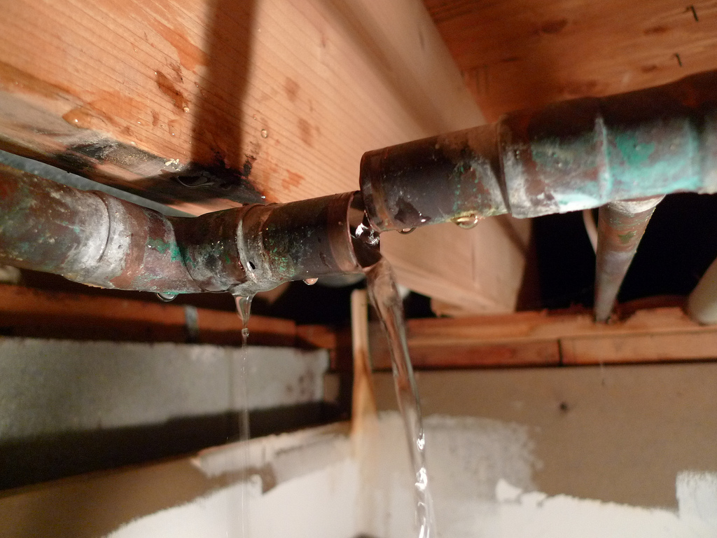 H2O Management pipes misaligned