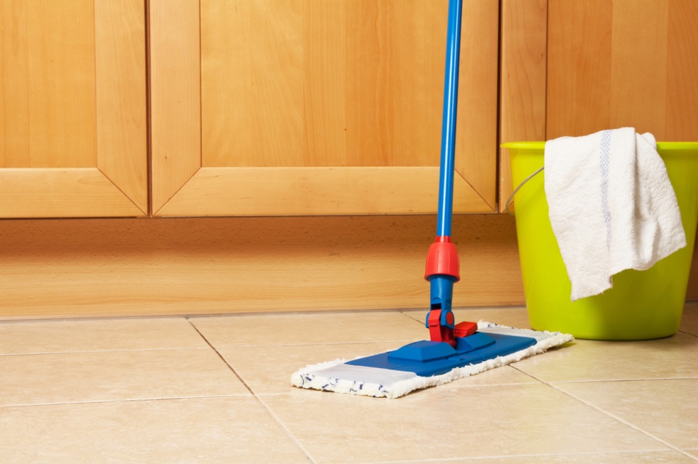 Tips For Cleaning Ceramic Tile Floors, Best Method To Mop Tile Floors