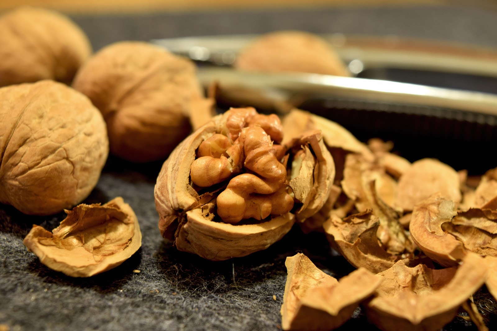 5 Ways a Ketogenic Diet Might Change Your Life walnuts
