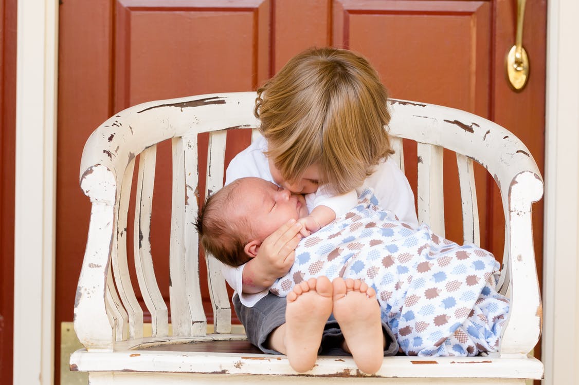 Preparing your toddler for a new baby in the family