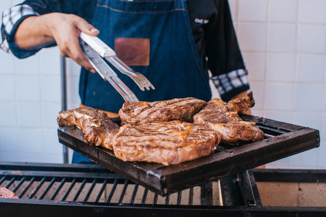 The Ultimate Guide to Steaks: Knowing Your Cuts