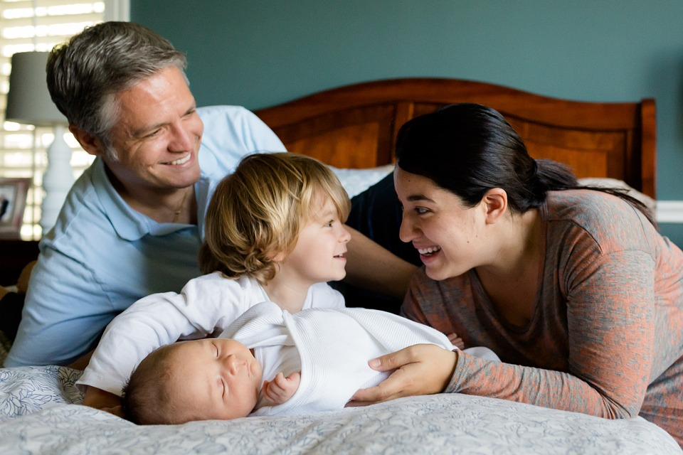 Houston Family Law Attorney: A Guide On Knowing Your Rights As An Unmarried Parent