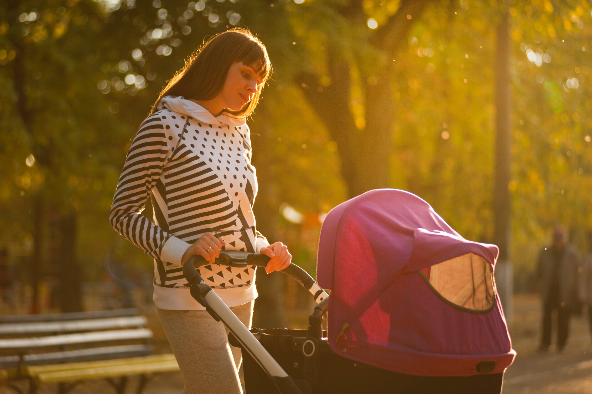 5 Tips to Buying Baby Equipment