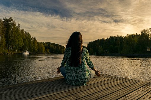5 Daily Healthy Activities to Reduce Stress meditation