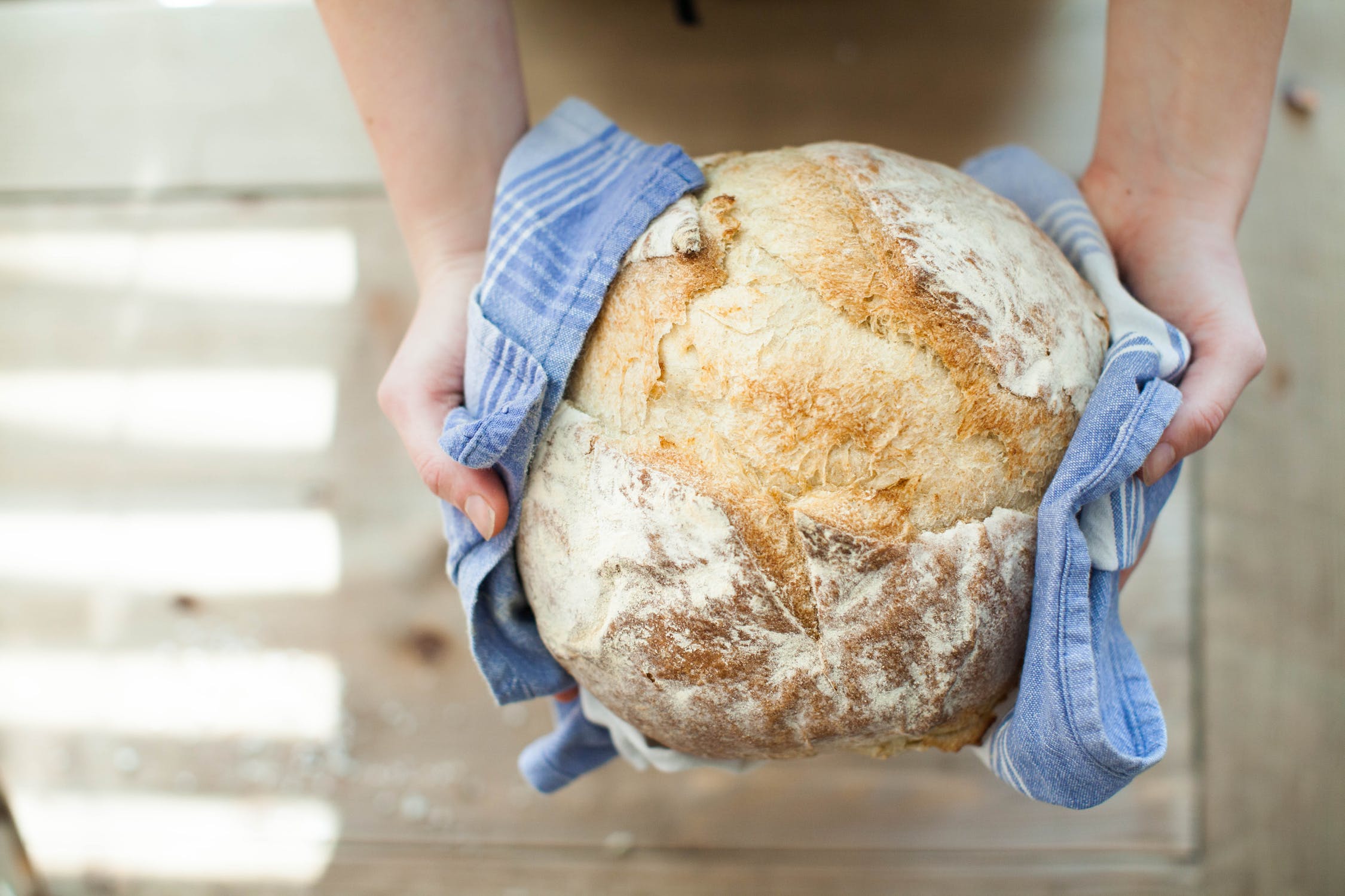 How to Prolong the Freshness of Bread