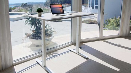 Autonomous Smartdesk Review - How to choose the best standing desk for your workplace