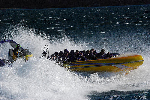 7 Must-Try Water Sports in Australia That Will Splash the Thrill out of You group