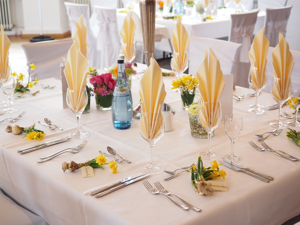 How to Choose a Caterer for Your Next Corporate Event