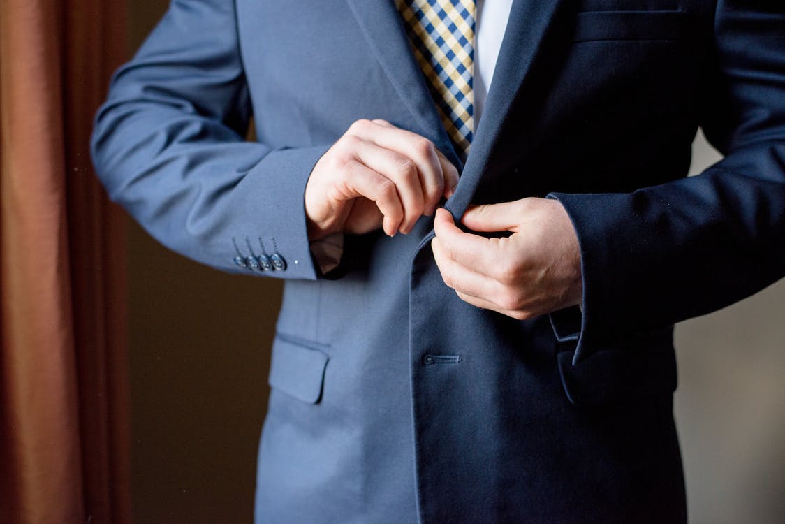 Choosing a Modern Man’s Office Suit: A Beginner’s Guide