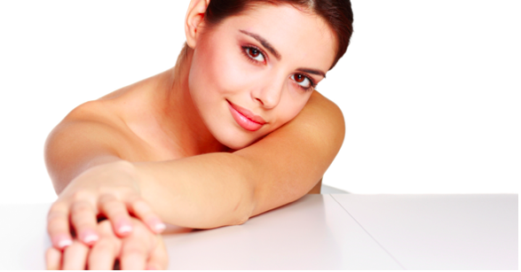 4 Secrets of Women with Touchably Soft Skin