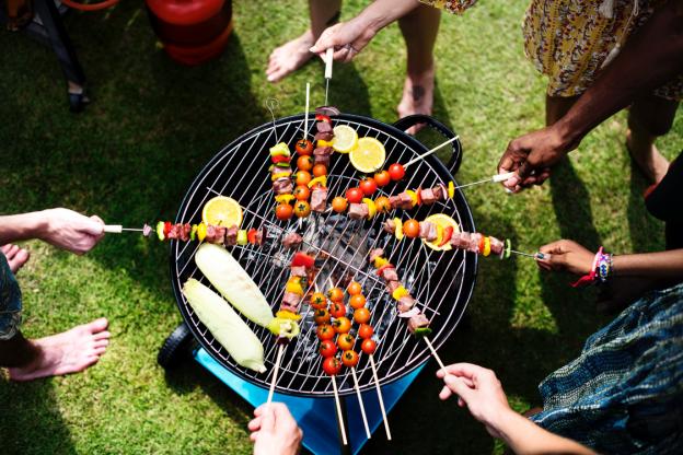 Charcoal Grill: Benefits and Buying Guide