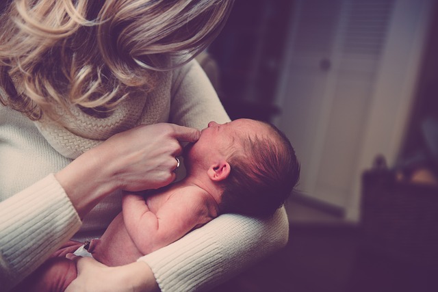 10 Pieces of Advice for Moms with Newborn Babies