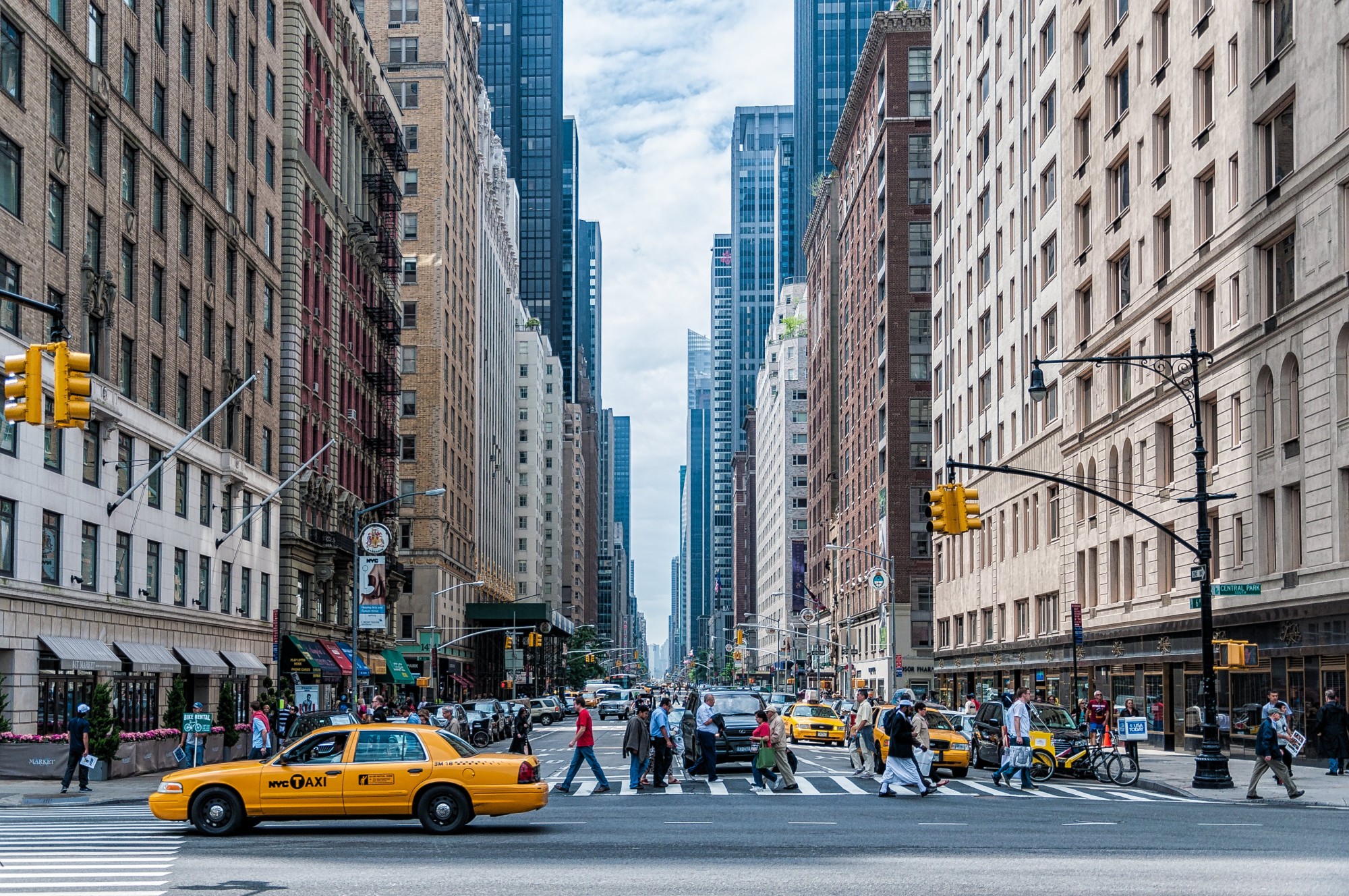 Adapt to City Life: 3 Essential Tips for Living in New York