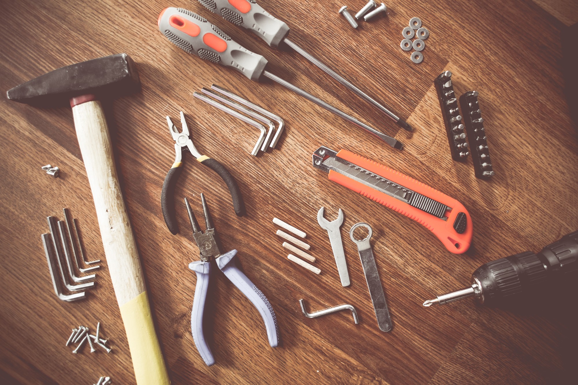 DIY Renovation vs Hiring the Pros: How to Decide Which Option is Best
