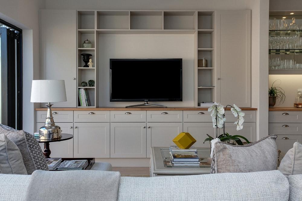 Simple Decorating Rules for Arranging Furniture