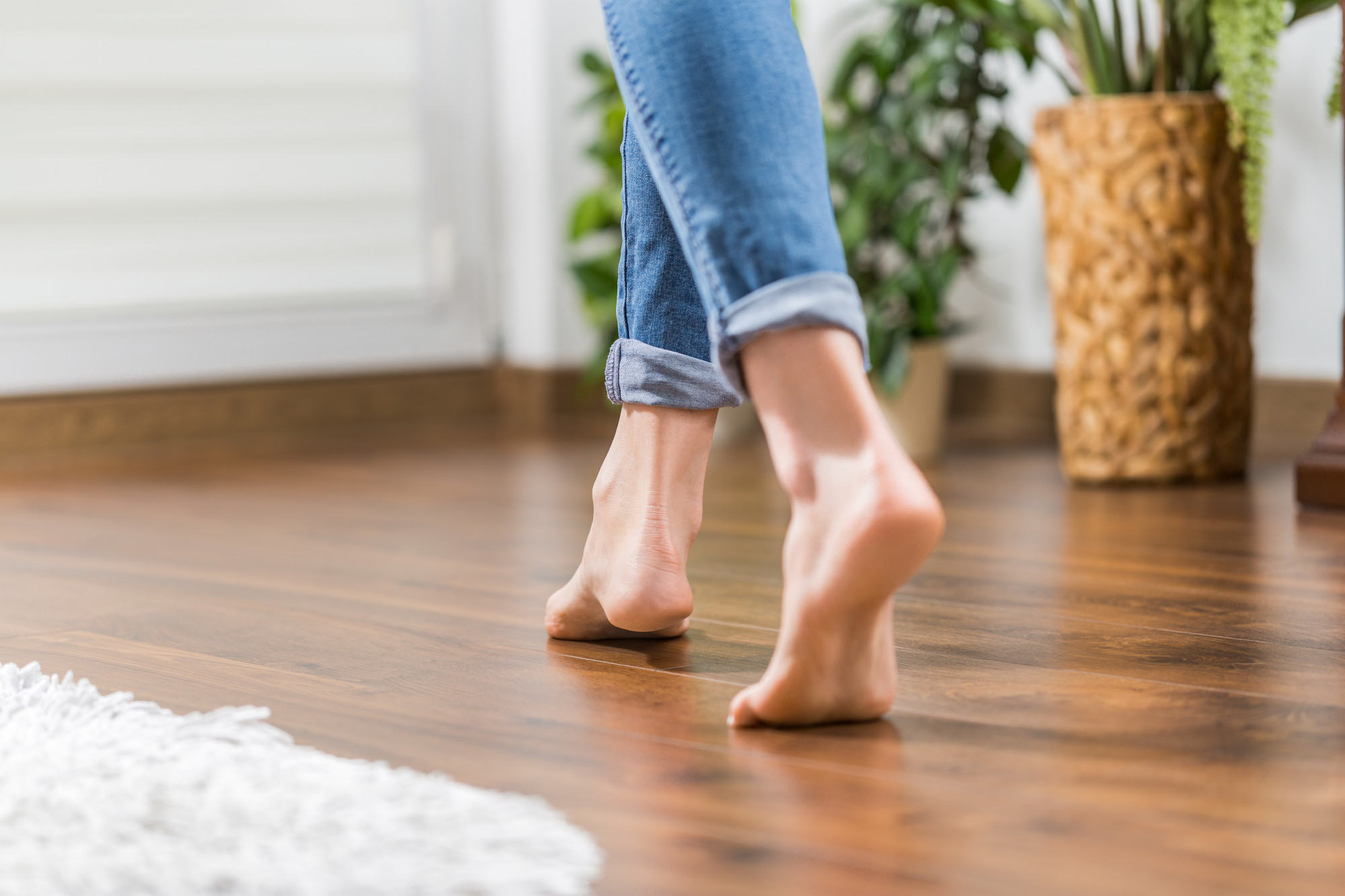 how to protect hardwood floors