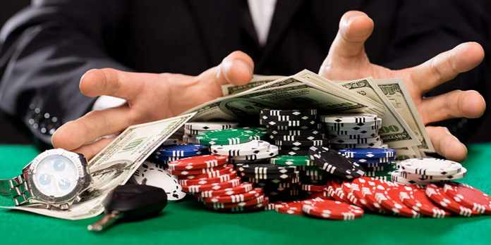 EARN MONEY BY GAMBLING ONLINE EASILY
