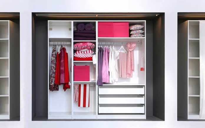 how to color code your closet