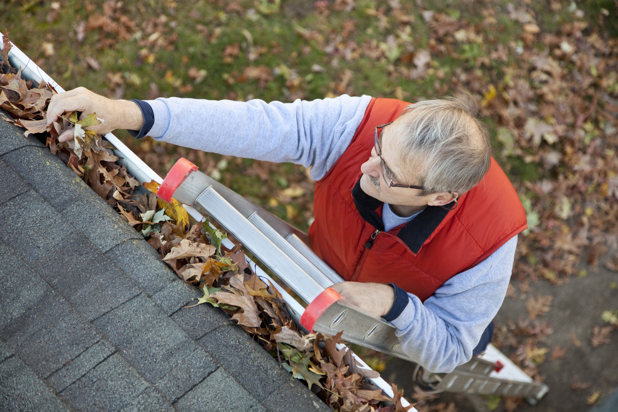 The Worst Time of the Year to Clean Your Home’s Exterior