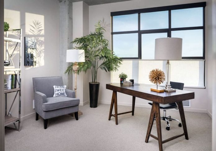 Feng Shui Decoration Ideas for a Peaceful & Productive Workspace