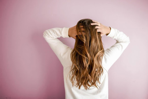 Why Does My Hair Get Greasy So Fast? Your Questions, Answered.