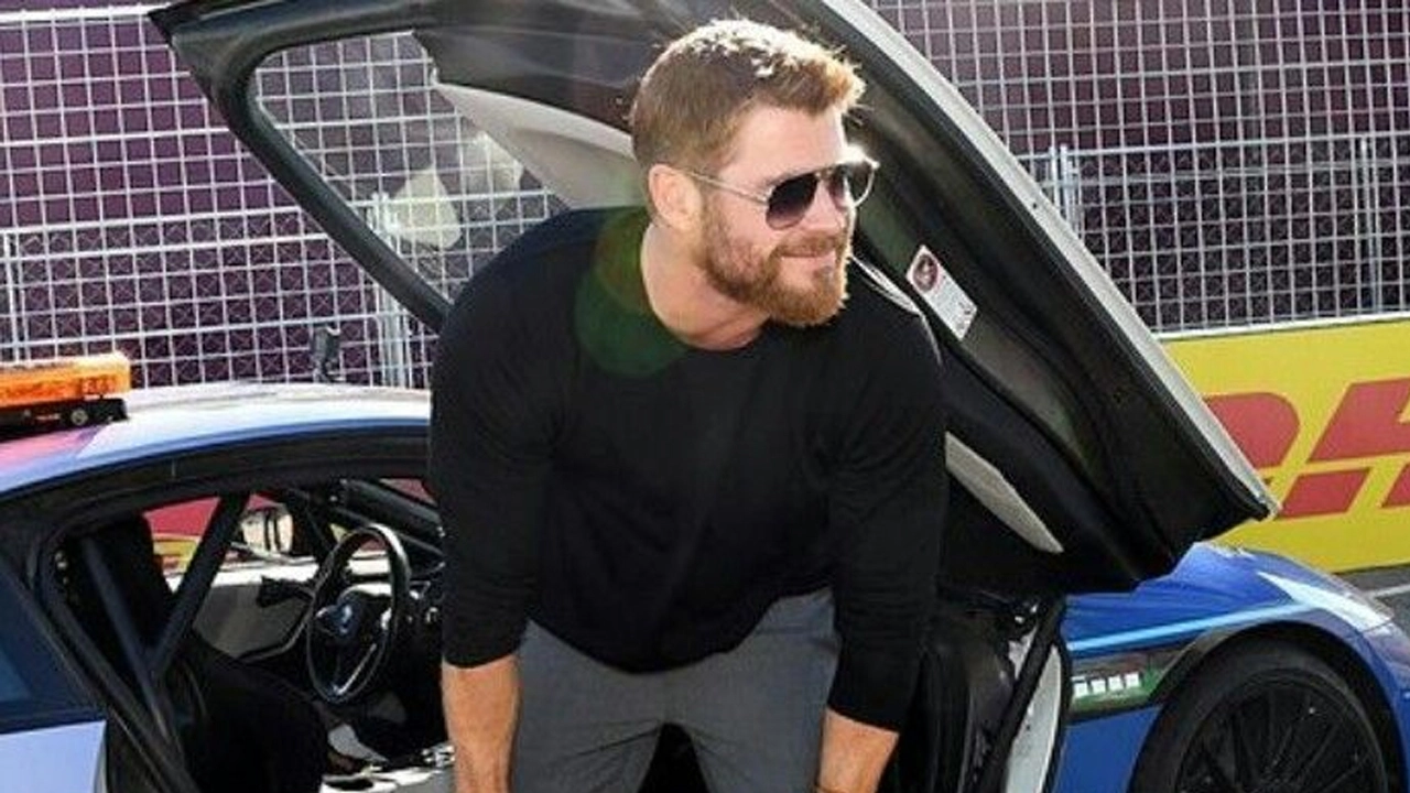 Chris Hemsworth cars