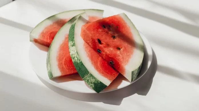 What is Watermelon? | Healthy Benefits of Eating Watermelon