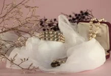 Embracing Classic Beauty: Exploring the World of Pearl Jewelry